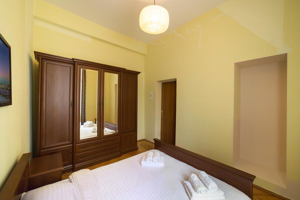 Cozy Apartment In Centre Of Kiev Exterior photo